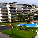 En Junto A Campos De Golf Apartment *